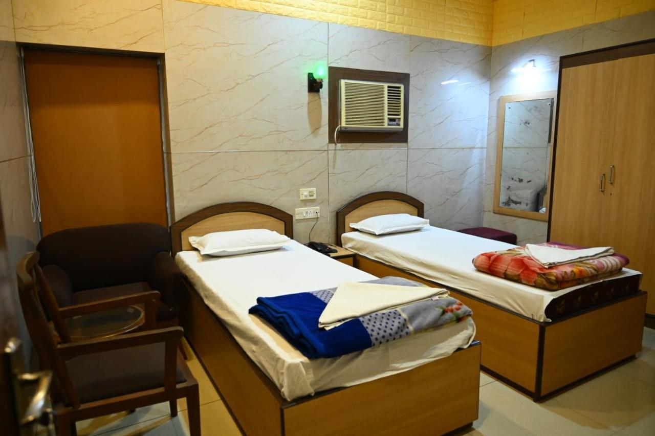 Hotel Komala Vilas Kalkutta Kültér fotó