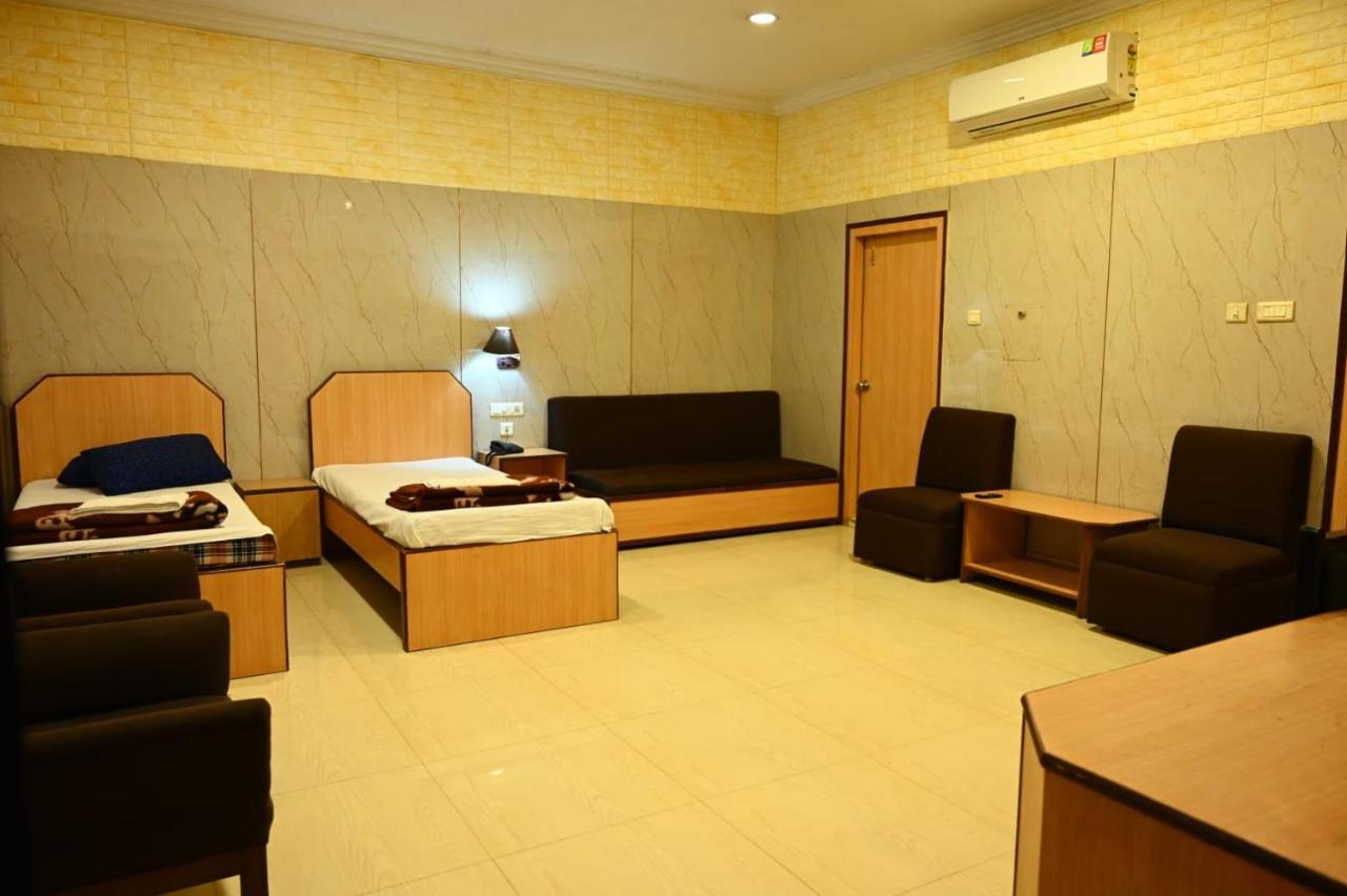 Hotel Komala Vilas Kalkutta Kültér fotó